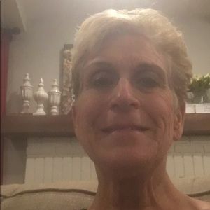 Meet your Posher, Pam